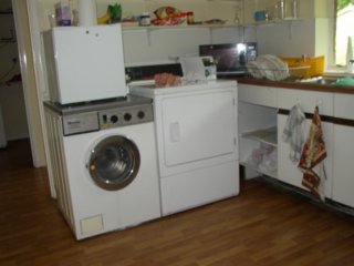 Uploaded Image: kitchen.jpg