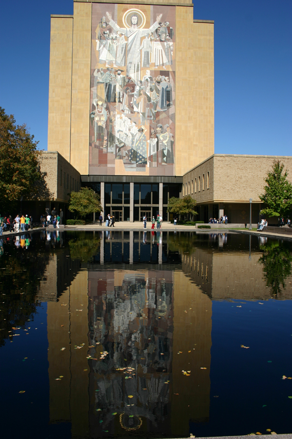 Uploaded Image: TDjesus-reflecting-pool.jpg